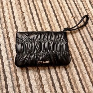 NWOT Steve Madden Puffy Clutch Wristlet Black Ruched Pouch Bag Gold Logo